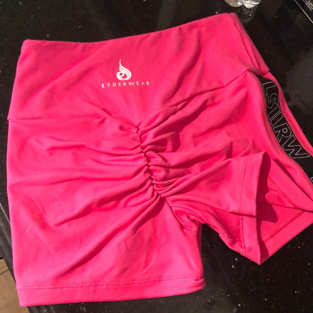 Ryderwear high waisted LS/RW scrunch booty shorts
